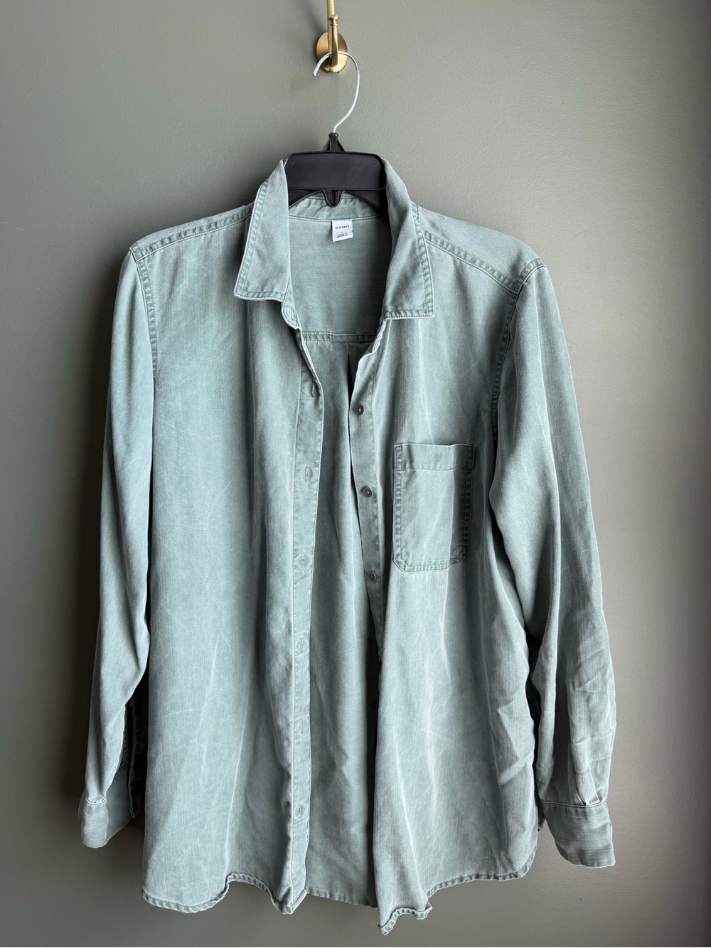Old Navy Women's Button-Down Shirt in Sage Green
